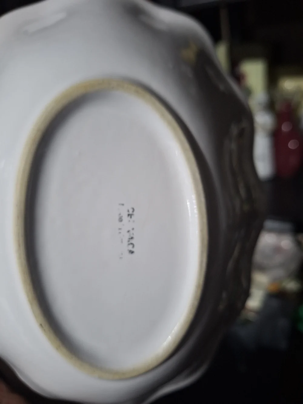4 White Scalloped Ceramic Serving Bowl
